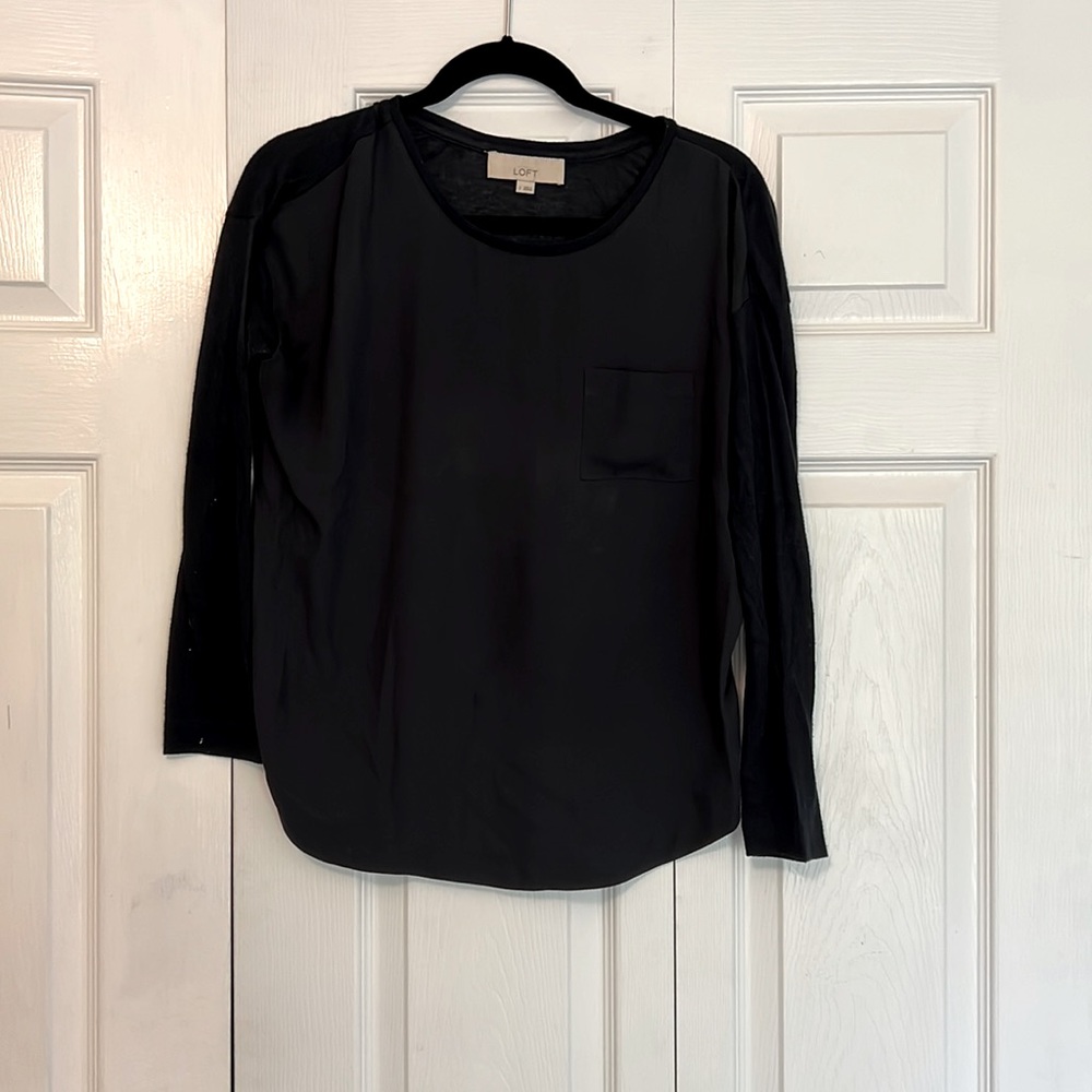 LOFT size small blouse navy mixed media silky front